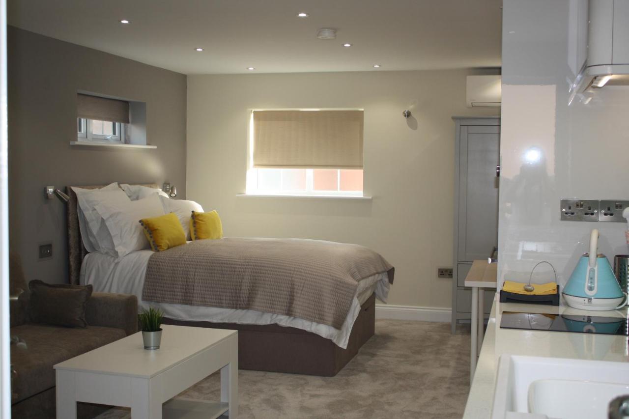 Frinton Escapes Apartment Екстериор снимка
